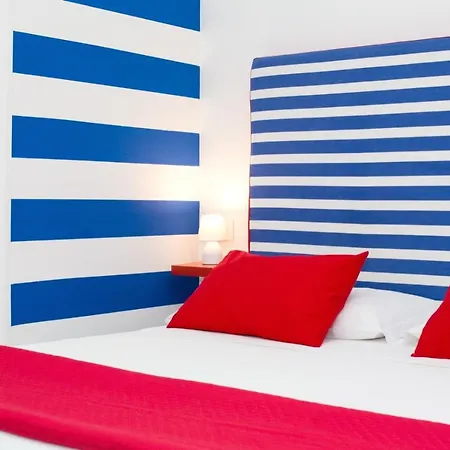 Happy Flat On The Sea شقة *