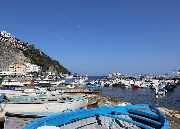 Happy Flat On The Sea